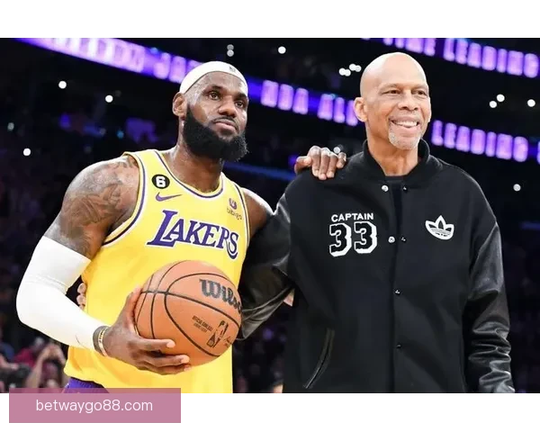 詹姆斯1229胜超贾巴尔 四十岁老将续写篮球传奇辉煌